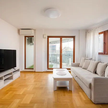 Wronia Business Superior Residence Warsaw Exterior photo